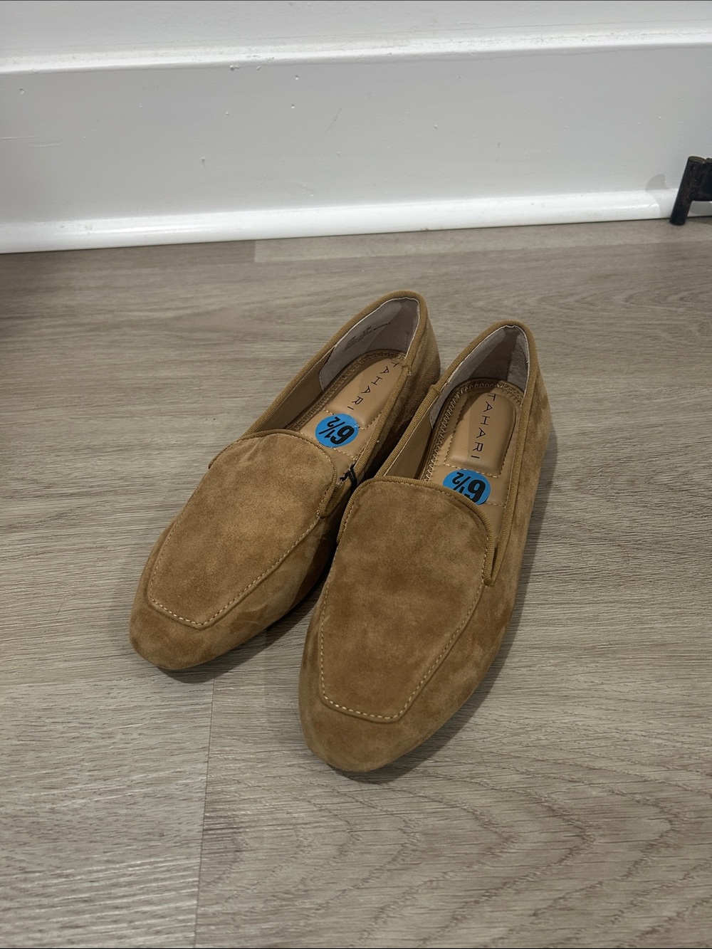 Women’s Suede Loafers in Tan